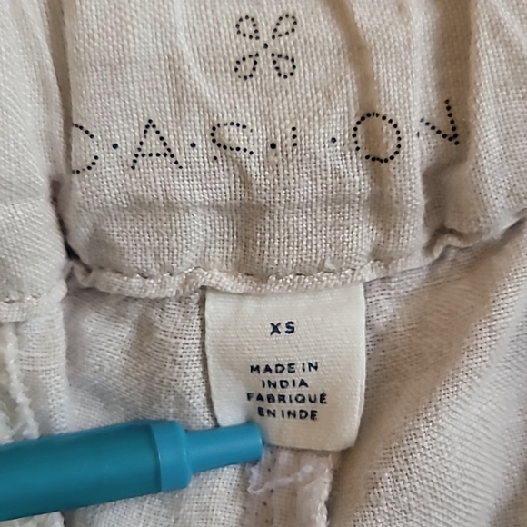 Caslon Linen Cropped Straight Leg Beach Pants in Light Tan Flax Size XS - Picture 8 of 11